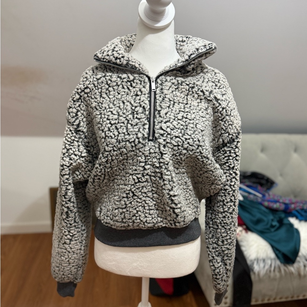 Express Cozy Black and White Sherpa Pullover